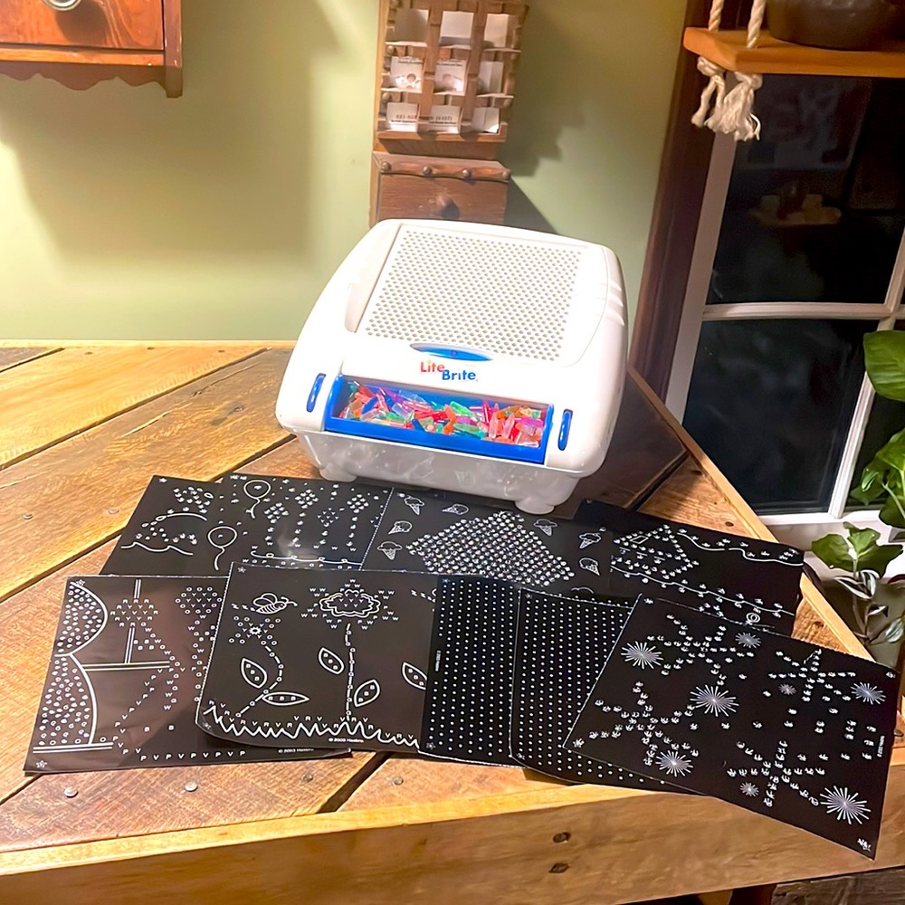 Retro Lite Brite Peg and light Art Toy